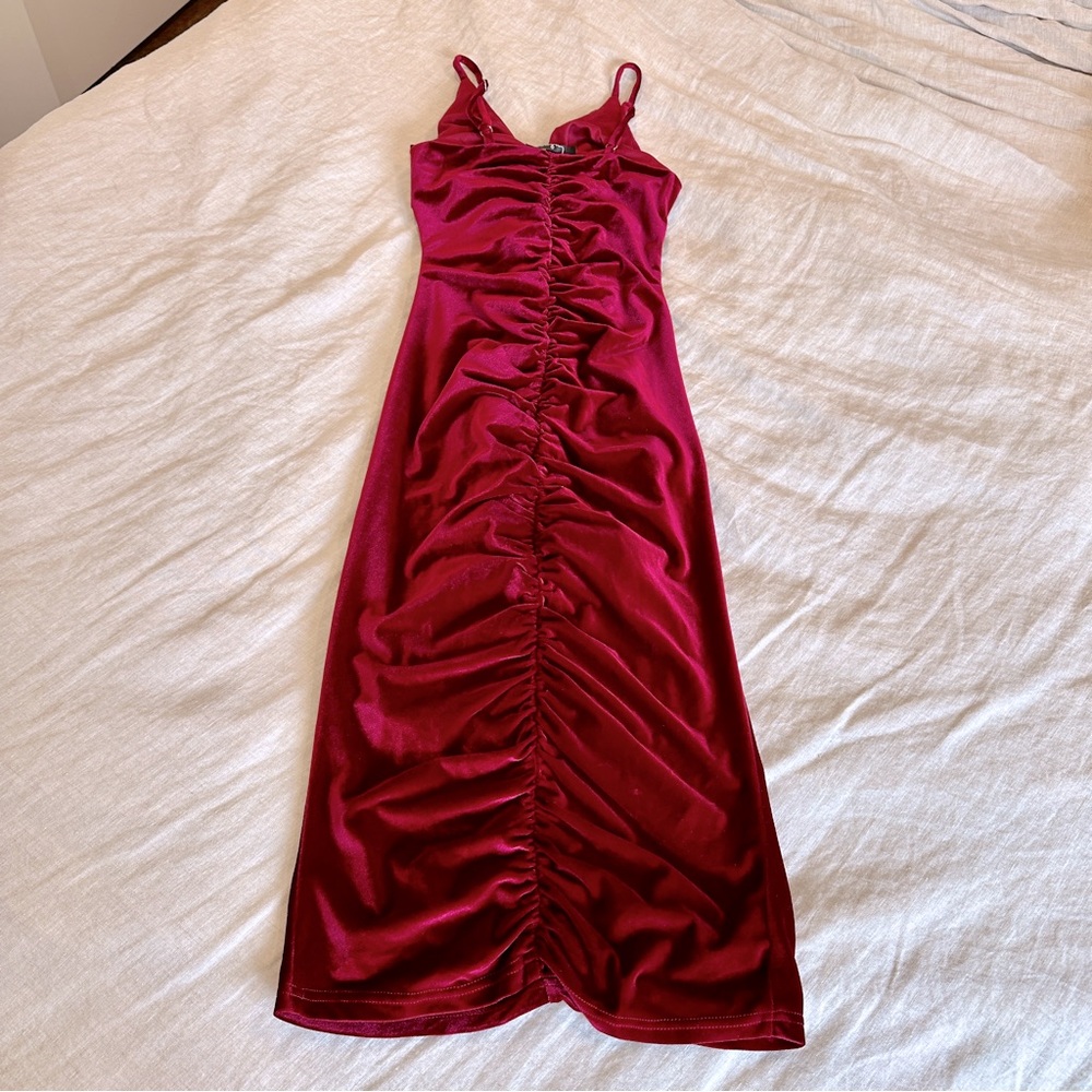 Lulu’s Dress - Picture 2 of 9